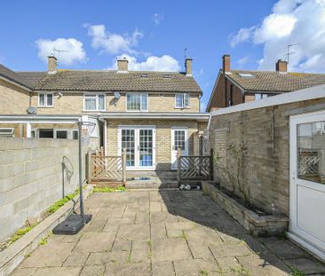 3 bedroom semi-detached house to rent - Photo 2