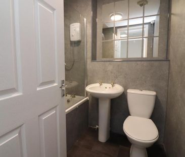 2 bedroom detached house to rent - Photo 1