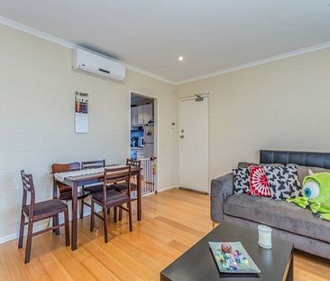 Location, Lifestyle, what an opportunity! - Photo 3