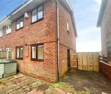 Logan Close, Wolverhampton, West Midlands, WV10 - Photo 6