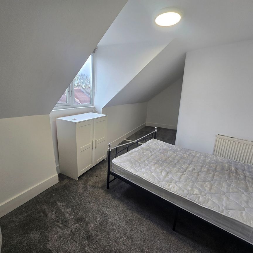 1 Bed Flat, Eardley Road, SW16 - Photo 1
