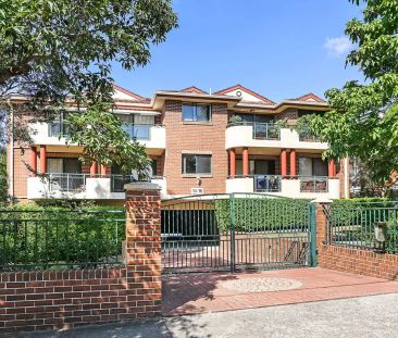 Spacious apartment in prime Strathfield location - Photo 5