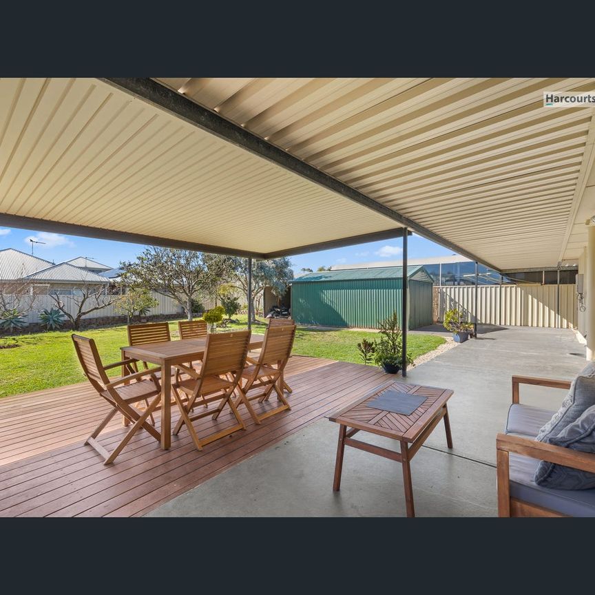 71 Davis Avenue, Christies Beach, SA 5165 - Photo 1