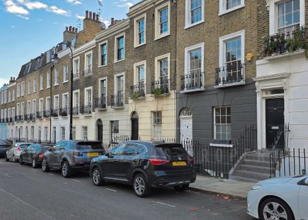 Characterful Two-Bedroom Maisonette Camden Town – Arlington Road, NW1 7ES - Photo 5