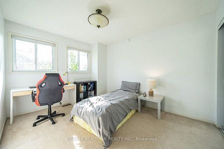 For Lease - 24 Beaumont Place, Vaughan, Ontario - Photo 3