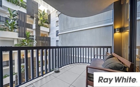 Crown Waterfall Apartment Available Now!! 1 BED + Study - Photo 3