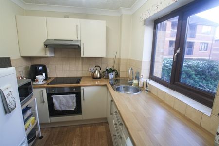 Glendenning Road, Norwich - Photo 3