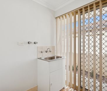 14 Roger Street, Midland WA 6056 - Photo 4