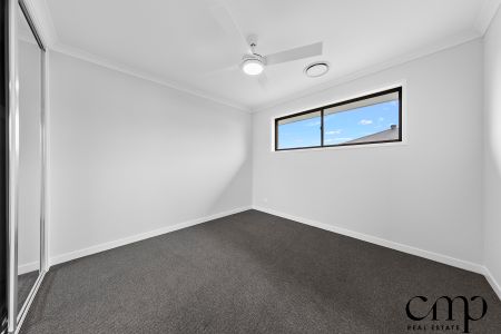 5 Glen Lorne Circuit, Gilead NSW 2560 - House For Rent | Domain - Photo 2