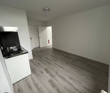 Studio remis à neuf à 6040 Charleroi Jumet  Loyer: 580 € - Photo 6