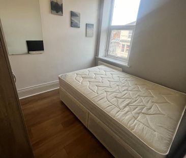 1 bedroom house of multiple occupation to rent - Photo 6