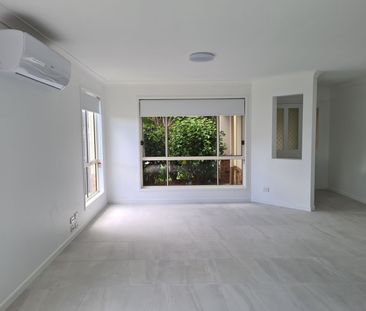 Spacious Three Bedroom Family Friendly Home Located in Mudgeeraba - Photo 1