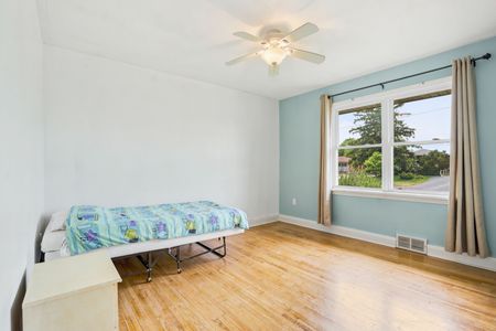 For Lease - 602 Geneva Street, St. Catharines, Ontario - Photo 3