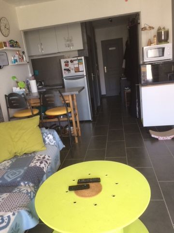 Location Appartement 2 pièces 35m² - Photo 5