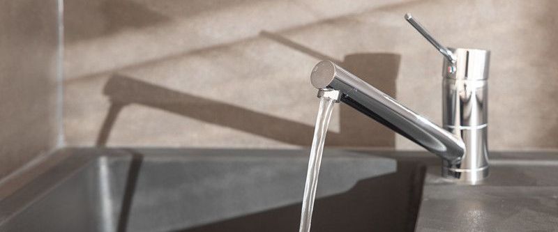 2-Zimmer-Wohnung mit Einbauküche, großem Balkon und Dusche - Foto 1