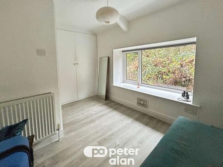 Llwydarth Cottages, Maesteg, CF34 - Photo 4