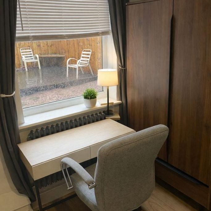 1 bedroom in a house share to rent - Photo 1