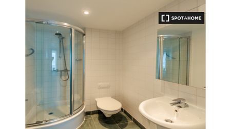 Serviced 1 Bedroom Apartment to Rent in Dublin 18 - Photo 5