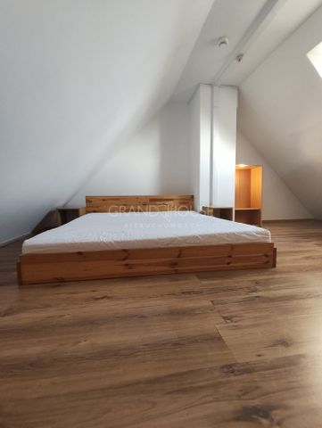 Podzamcze 2-pok. mieszkanie z niezależną kuchnią - Zdjęcie 2