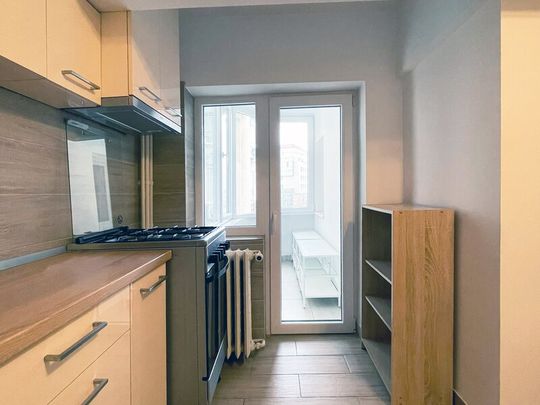 Unirii, Bd., Tribunal, 2 camere decomandat, 65 mp, recent renovat. - Photo 1