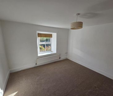 3 bedroom detached house to rent - Photo 3