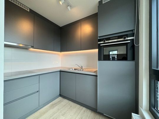 Appartement te huur - Photo 1