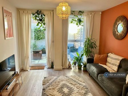 1 bedroom flat to rent - Photo 3