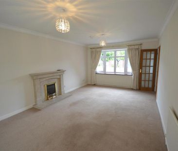 5 bedroom detached house to rent - Photo 3