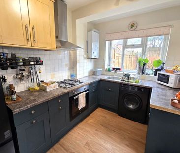 Avenue Road - Photo 4