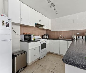 5 / 4 Haig Street - Photo 5