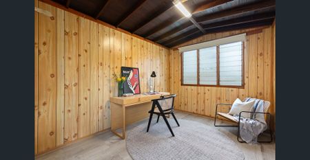 CHARMING FAMILY HOME FOR RENT IN HAMPTON! - Photo 5