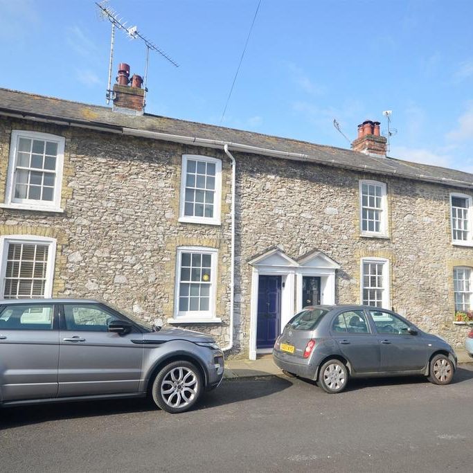 2 bedroom terraced house to rent - Photo 1