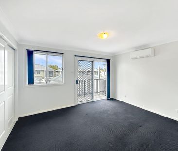 RESIPRO REAL ESTATE - INSPECT 9.15AM SATURDAY 10TH OCTOBER - Photo 3
