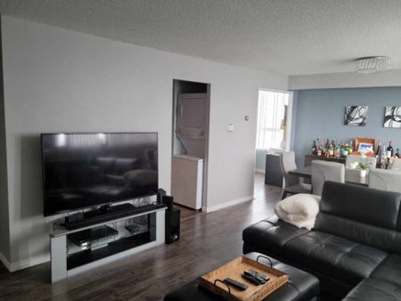 For Lease - 3695 Kaneff Crescent Unit# 1812, Mississauga, Ontario - Photo 4