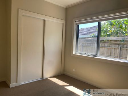 Excellent home in convenient location! - Photo 3