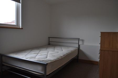 33a TEIGNMOUTH ROAD - Photo 3