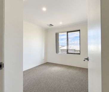 Main Home &dollar;950&sol;Week &vert; Studio &dollar;450&sol;Week - Brand New Coastal Living & a Separate Studio - Photo 5