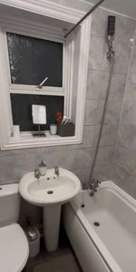 Room in a Shared House, Millais Road, E11 - Photo 4