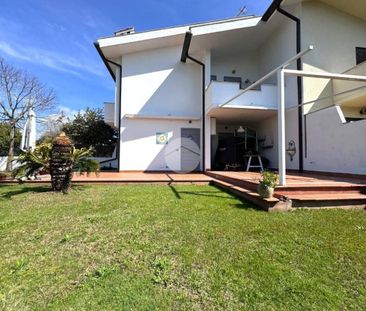 Villa plurifamiliare via Cariddi 6, Centro, Sabaudia - Photo 2
