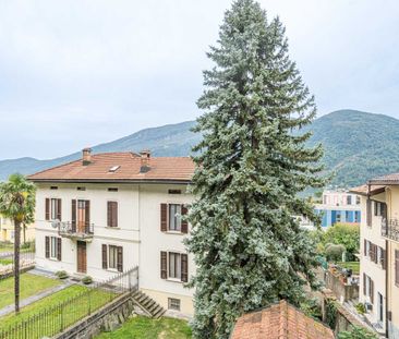 MELANO - 3,5 LOCALI RISTRUTTURATO CON COMFORT MODERNI - Foto 2
