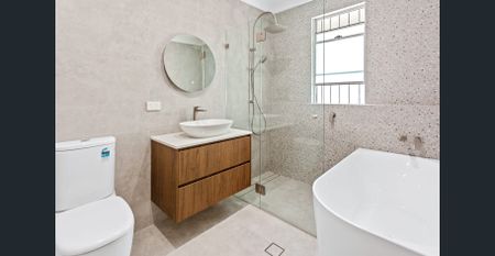 A Lifestyle of Ease in a Sought-After Setting - Photo 4