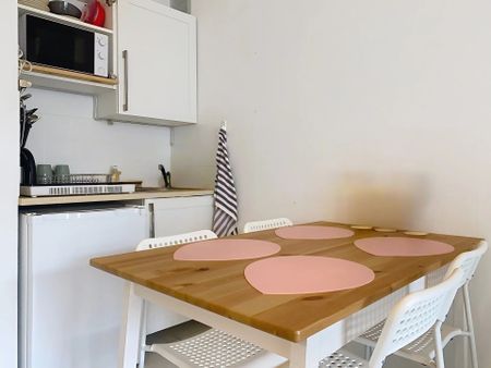 Location Appartement 2 pièces 30m² NICE 06300 - Photo 2