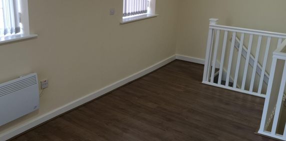 Queens Road (1 bed) - Photo 2