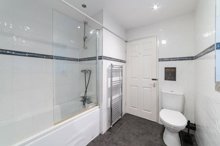 Room in a Shared House, Springbank Road, L4 - Photo 2