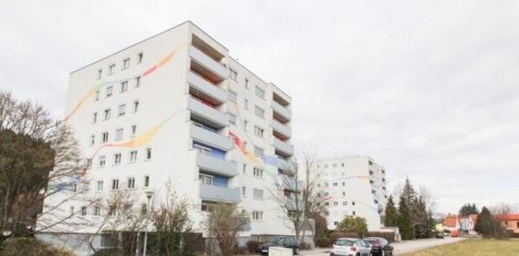 Gemütliche 3-Zimmer-Wohnung mit Loggia in Wilhelmsburg! - Photo 2