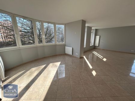 Location Appartement 4 pièces 156m² LILLE 59000 - Photo 2