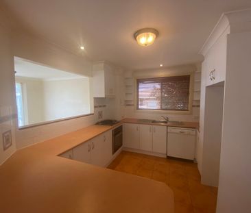 3 BEDROOM HOME LOCATED OXLEY VALE - Photo 5