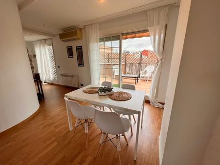Calle de Guzmania, Madrid, Community of Madrid 28039 - Foto 4