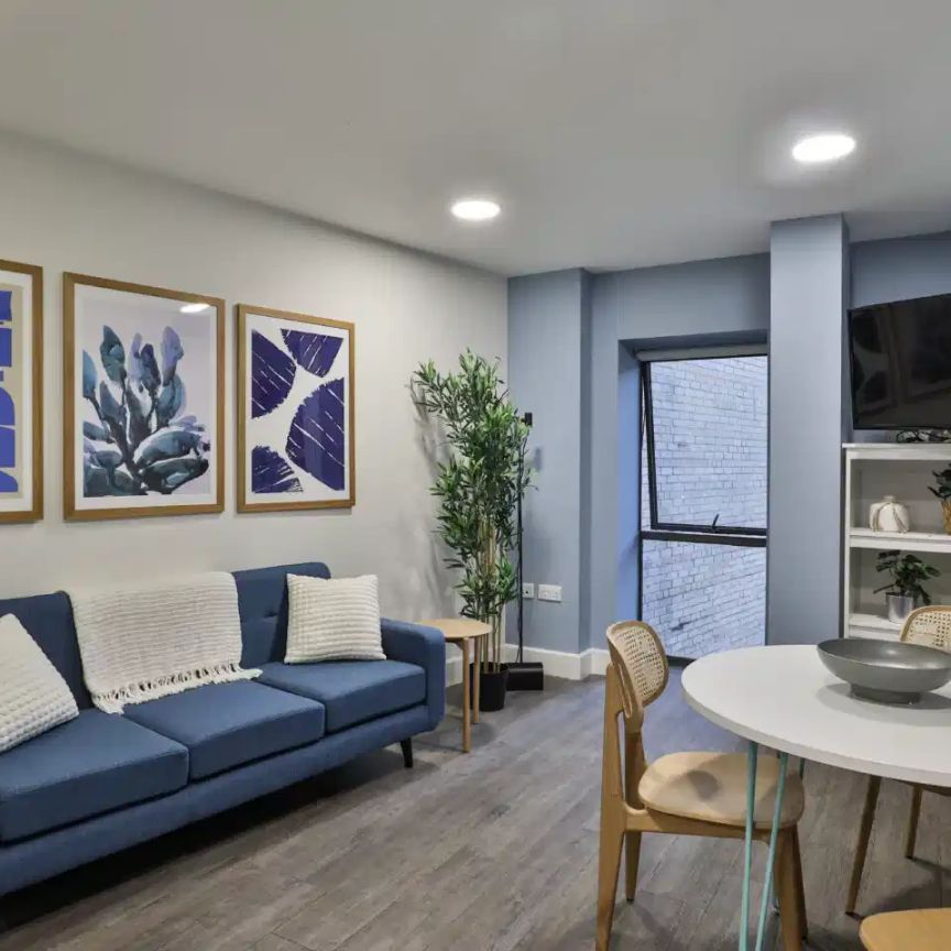 Gold Studio - Photo 1