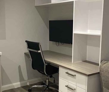 Standard Studio With Balcony - Photo 4